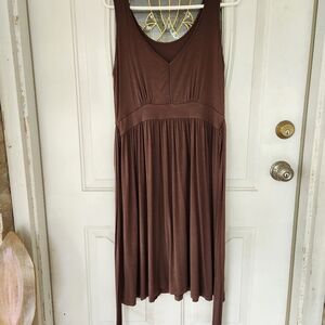 BROWN DRESS